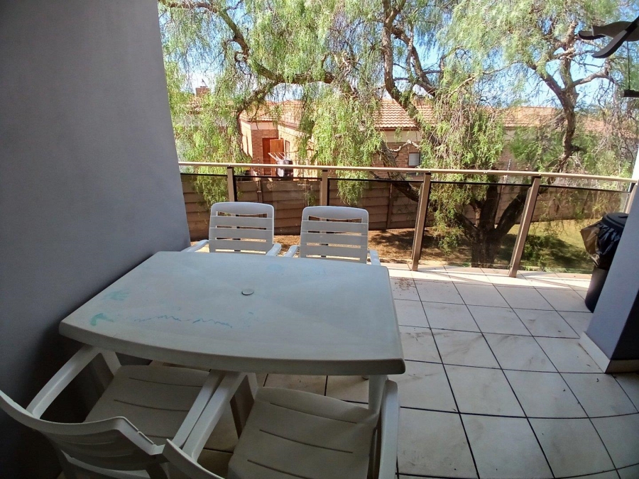 2 Bedroom Property for Sale in Hartenbos Central Western Cape